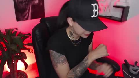 Paris D angelo online show from March 7, 11:16 pm