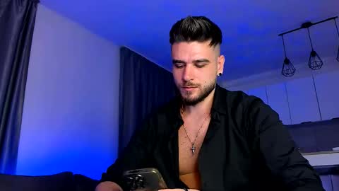 Snapshot of paris_lock chatting on September 28, 1:14 am Paris online show from September 28, 1:14 am