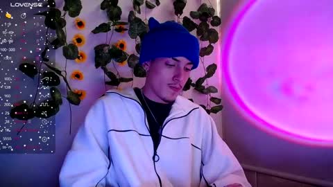 parker_222 online show from September 28, 10:08 pm