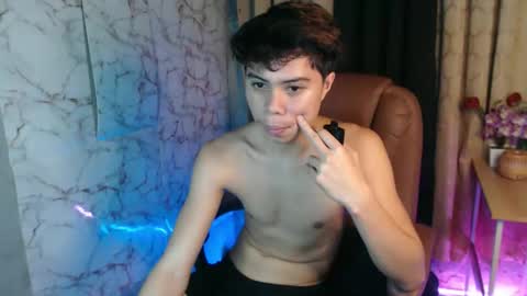 HENRY online show from March 17, 5:07 pm