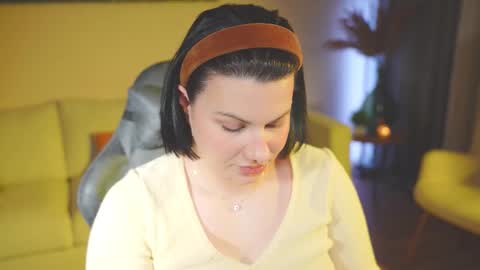 Patricia online show from November 7, 12:25 am