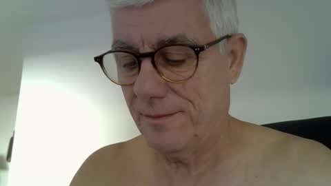 patrick5275 online show from October 6, 8:21 am