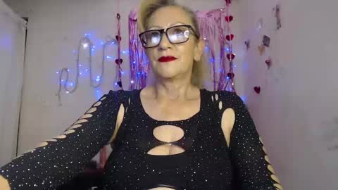 Snapshot of patty_sexy69 chatting on March 12, 10:39 pm Patty online show from March 12, 10:39 pm
