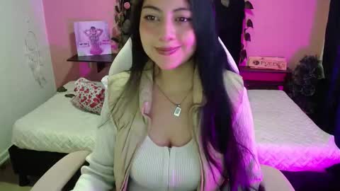 Snapshot of pau_cute19 chatting on October 30, 3:01 pm pau cute online show from October 30, 3:01 pm