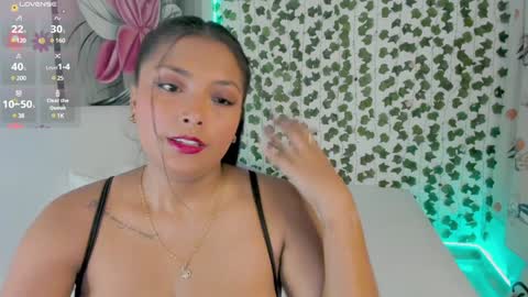 Snapshot of pau_delima__ chatting on January 18, 8:51 pm paulina online show from January 18, 8:51 pm