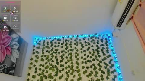 Snapshot of pau_delima__ chatting on September 24, 1:56 am paulina online show from September 24, 1:56 am
