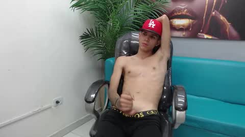 Snapshot of paul_ponce chatting on October 12, 2:09 pm PAUL online show from October 12, 2:09 pm