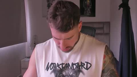 PAUL ROGER online show from March 15, 4:54 pm