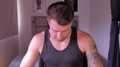 PAUL ROGER online show from February 16, 4:53 pm