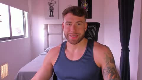 PAUL ROGER online show from March 4, 4:52 pm