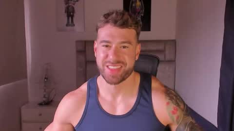 PAUL ROGER online show from December 5, 1:53 pm