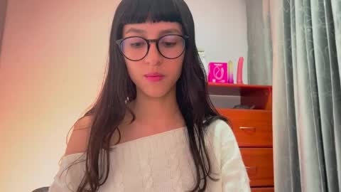   online show from April 30, 3:55 am
