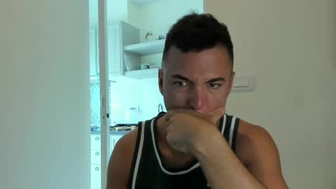 paulblack021 online show from February 15, 8:46 am