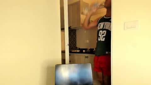 paulblack021 online show from February 17, 7:24 pm