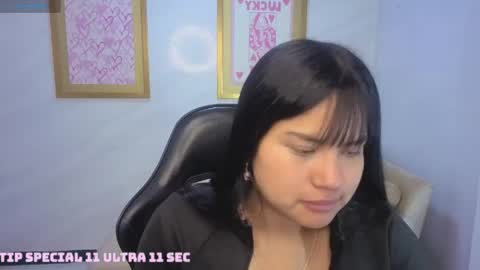 Live 800am 200pm COLOMBIAN HOUR online show from June 1, 1:01 pm