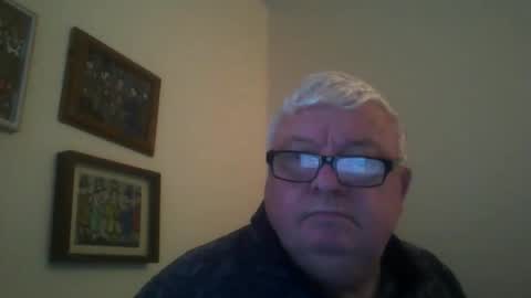 Snapshot of paulgn365 chatting on October 19, 8:41 am paulgn365 online show from October 19, 8:41 am