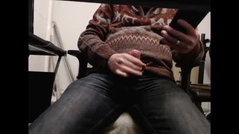 paulie120464 online show from December 9, 5:52 pm