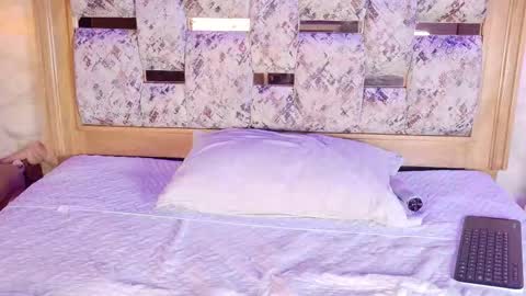 Paulina  online show from December 22, 7:53 pm