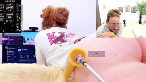 Paulina Davis  online show from September 15, 8:16 am