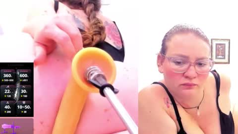 Paulina Davis  online show from March 8, 2:12 am