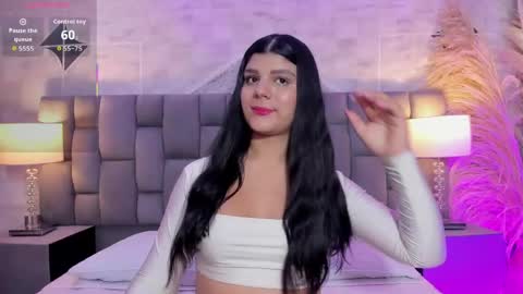 Paulina Belle online show from June 8, 2:07 pm