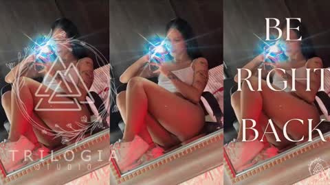 Paulina  online show from December 3, 6:32 am