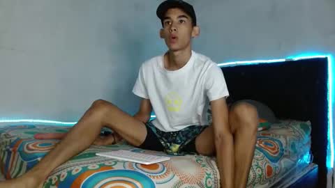 Snapshot of paulosex12 chatting on October 19, 4:55 pm paulosex12 online show from October 19, 4:55 pm