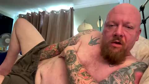 Snapshot of paulyb445 chatting on September 27, 9:18 am paulyb445 online show from September 27, 9:18 am