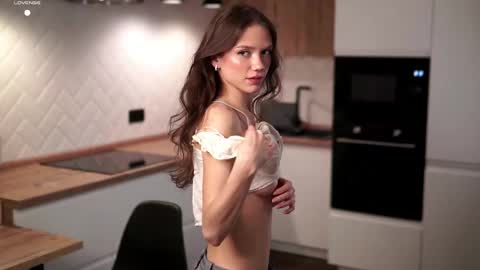 Sexy Mila online show from January 19, 5:50 am