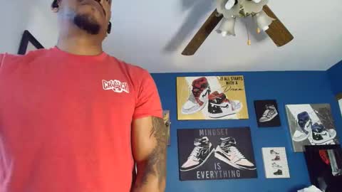 Snapshot of pcuddy3 chatting on October 30, 6:41 pm Phenomenal online show from October 30, 6:41 pm