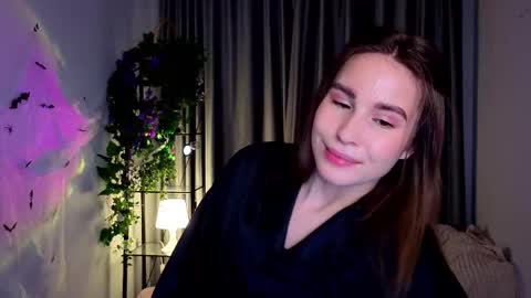 SwetsKitt online show from October 31, 9:15 pm