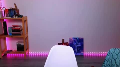 Peachy online show from September 24, 9:32 pm