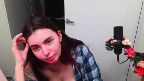 Peachy online show from April 29, 5:30 pm