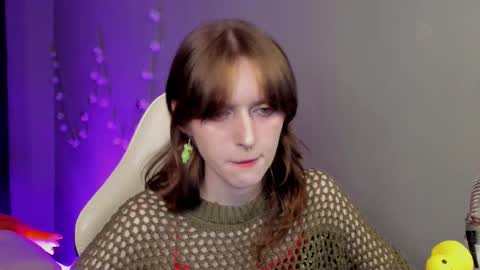 Snapshot of peachymaybe chatting on September 24, 2:51 am Peachy not a bb baby love or something Please call me Peachy online show from September 24, 2:51 am