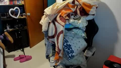 Tangerine Penaut online show from October 27, 4:34 am