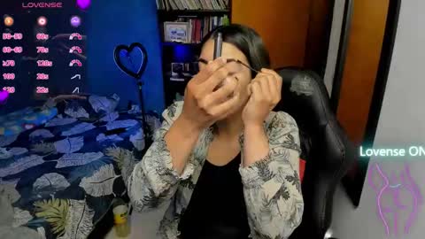 Snapshot of peanut_tangerine chatting on September 29, 1:26 am Tangerine Penaut online show from September 29, 1:26 am