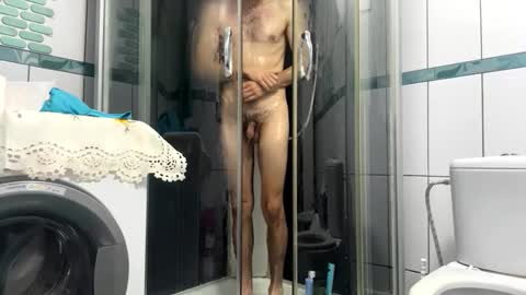 peanutmikk online show from October 8, 8:20 am