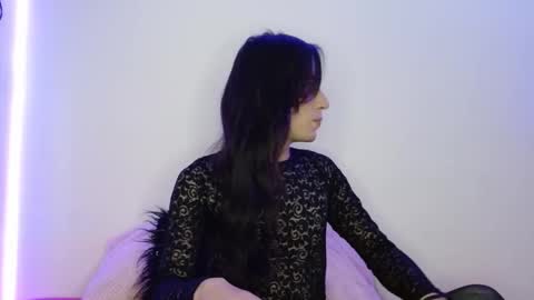 pearlatin online show from March 18, 8:47 pm