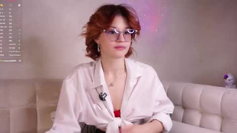 Snapshot of pebee chatting on September 28, 1:47 am Lily online show from September 28, 1:47 am