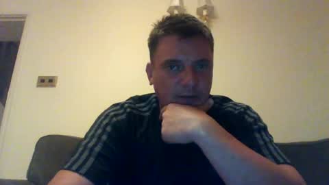 pedrok87 online show from June 28, 1:45 am