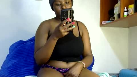 Snapshot of peekyshams chatting on September 30, 10:48 am peekyshams online show from September 30, 10:48 am