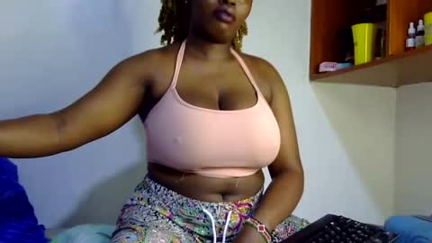 Snapshot of peekyshams chatting on September 14, 2:29 pm peekyshams online show from September 14, 2:29 pm