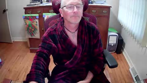 peepingmale online show from November 16, 9:50 pm