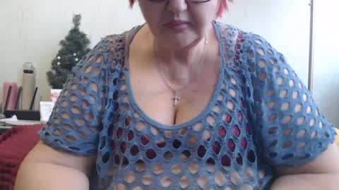 Snapshot of peggysoft chatting on February 18, 9:21 am PeggySoft online show from February 18, 9:21 am