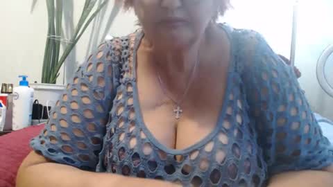 Snapshot of peggysoft chatting on September 20, 3:04 pm PeggySoft online show from September 20, 3:04 pm