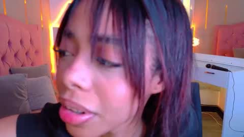 peneelopeecute online show from May 4, 9:43 pm