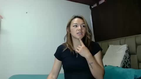 Snapshot of penelopemist chatting on October 14, 10:24 pm penelopemist online show from October 14, 10:24 pm