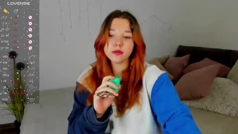 penelopeonegrey online show from March 4, 7:08 am