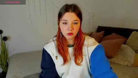 penelopeonegrey online show from March 3, 1:01 pm