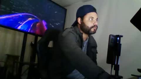 Carlos online show from January 15, 6:00 am